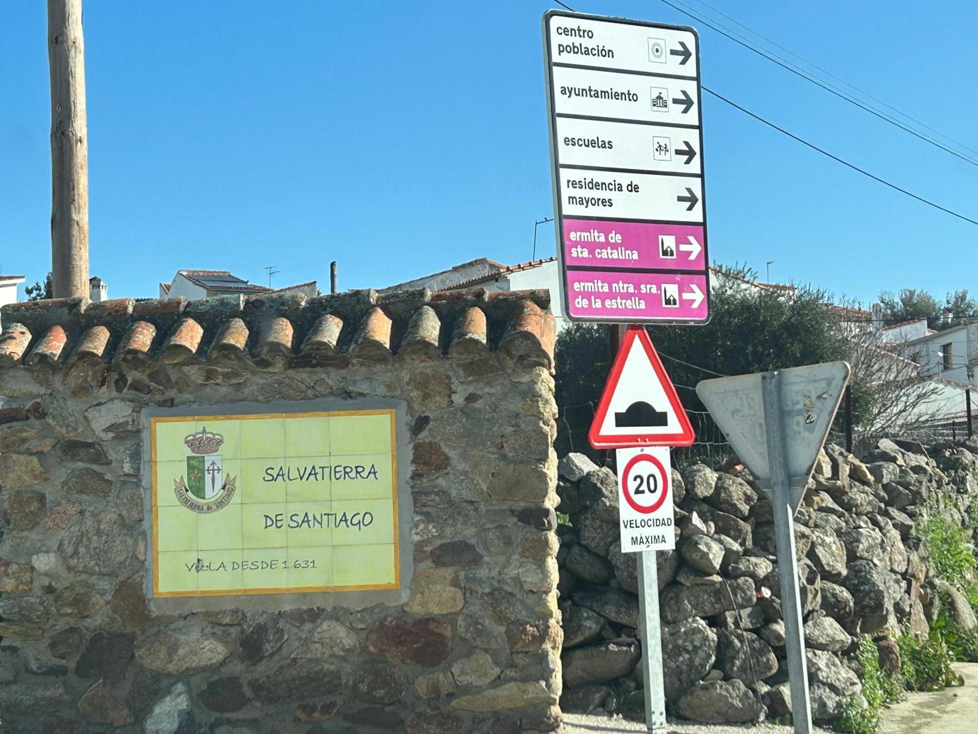 Casa Rural La Manzanilla Salvatierra de Santiago Eksteriør bilde